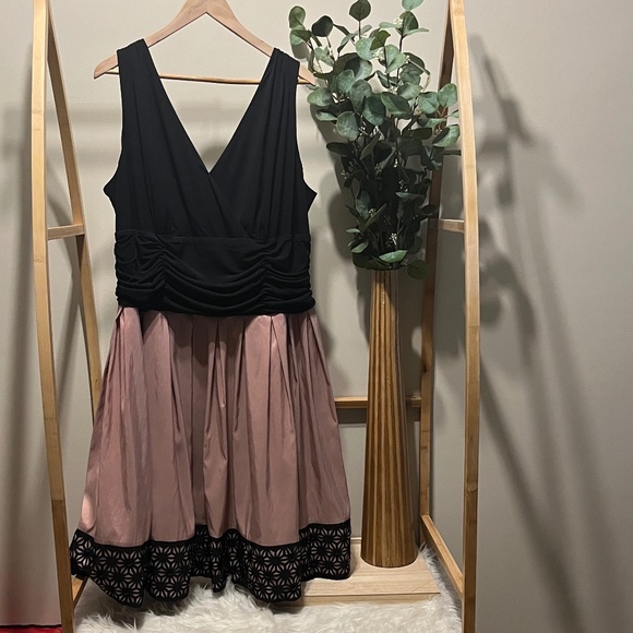 Laura Plus Black and Rose Sleeveless Dress with Black Lace Detail - Picture 1 of 5
